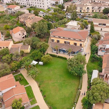 Hotel Zeta Club San Teodoro Le Rose Zewnętrze zdjęcie