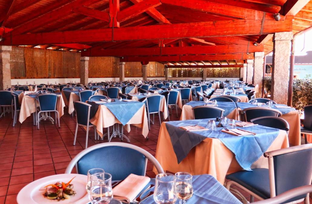 Hotel Zeta Club San Teodoro Le Rose Zewnętrze zdjęcie